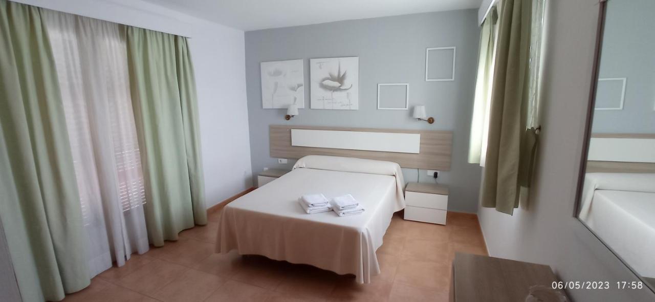 Villa Sirena Cala'N Blanes  ภายนอก รูปภาพ
