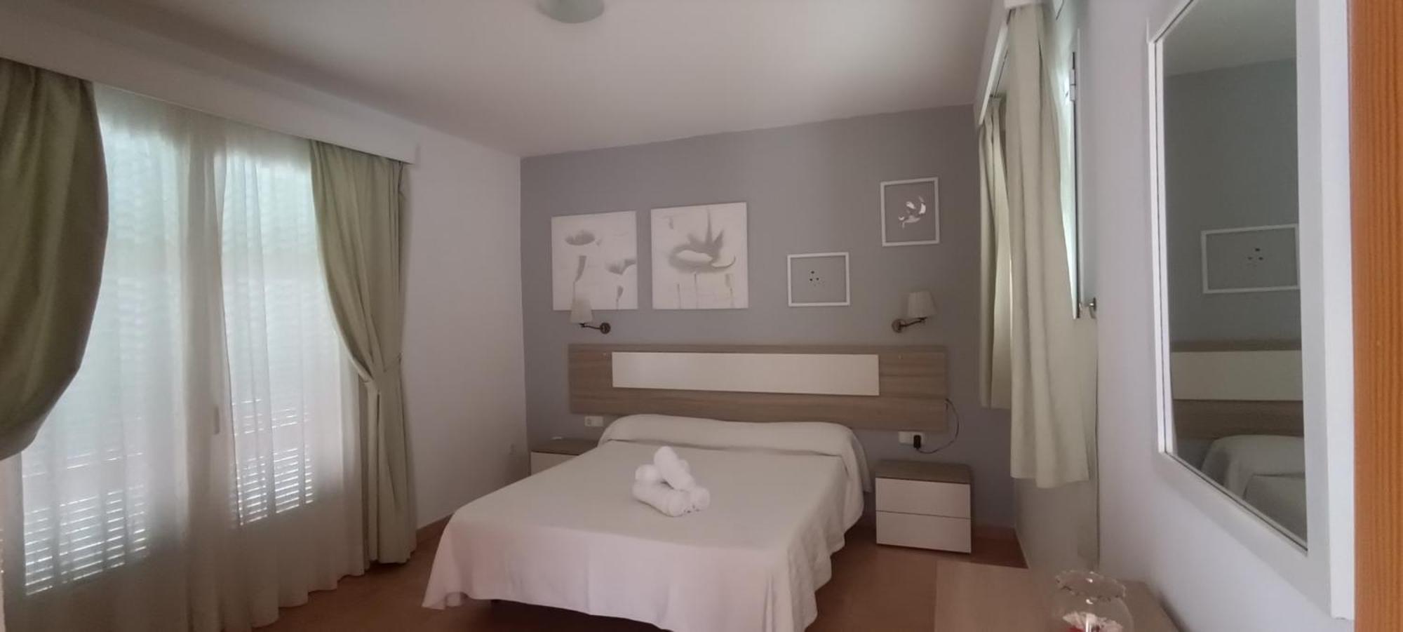 Villa Sirena Cala'N Blanes  ภายนอก รูปภาพ